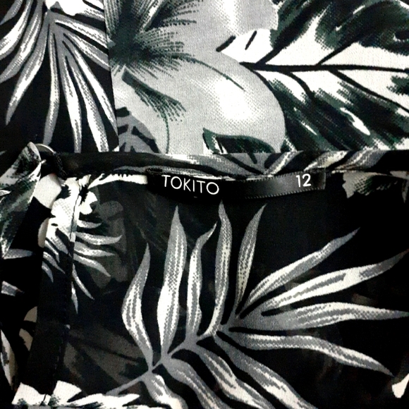 Tokito dress - Picture 2 of 2